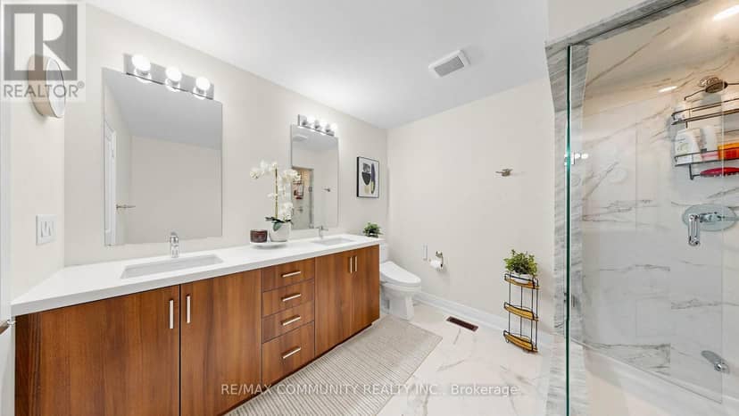 1034 Skyridge Boulevard — photo 21 of 39