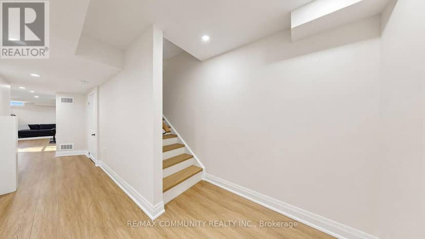 1034 Skyridge Boulevard — photo 32 of 39