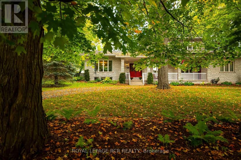 113 Birch Grove, Shelburne, photo 2