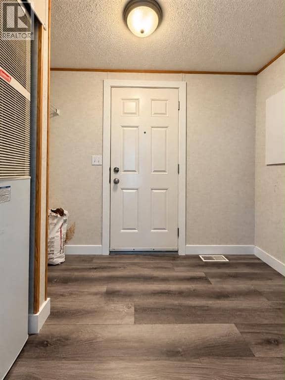 264 Mawdsley Crescent — photo 11 of 14