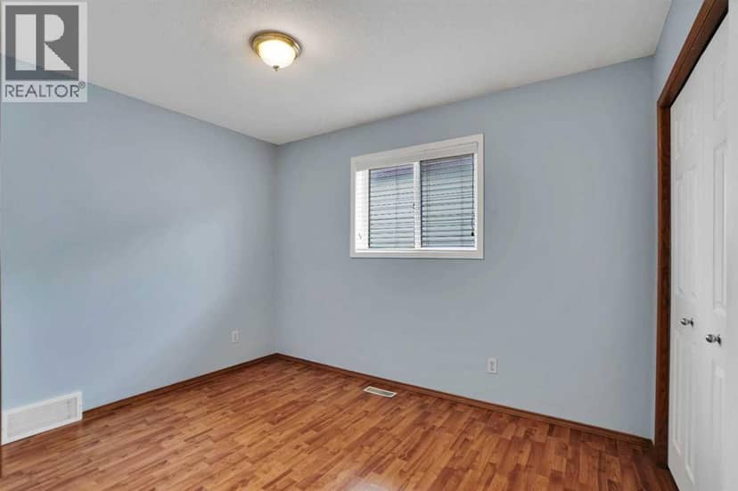 193 Martindale Drive NE — photo 17 of 40