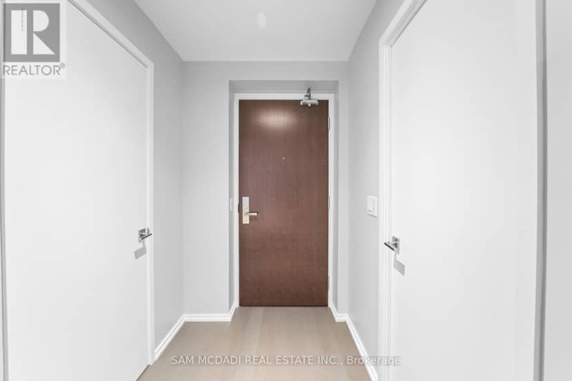 608 - 70 Temperance Street — photo 5 of 28