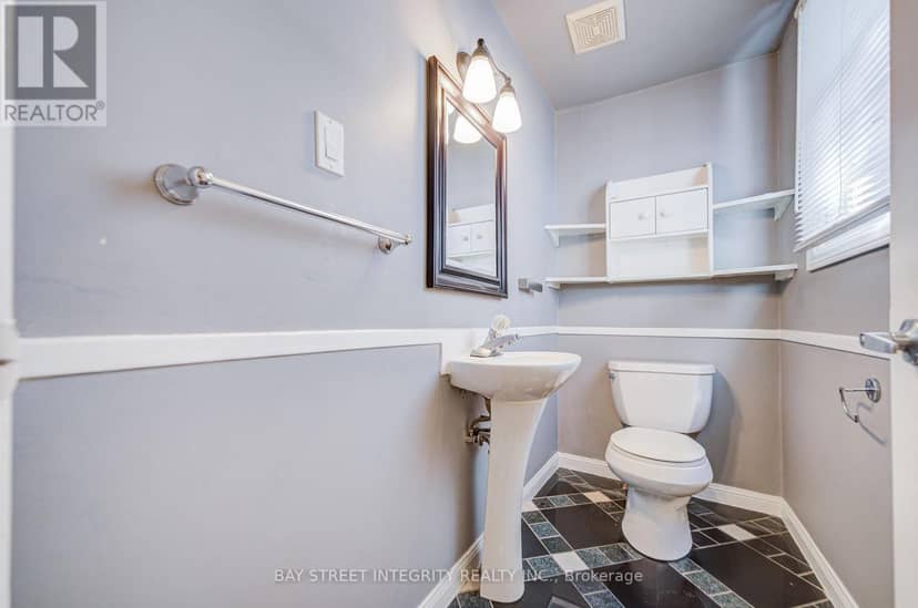 19 Robinson Avenue — photo 26 of 40