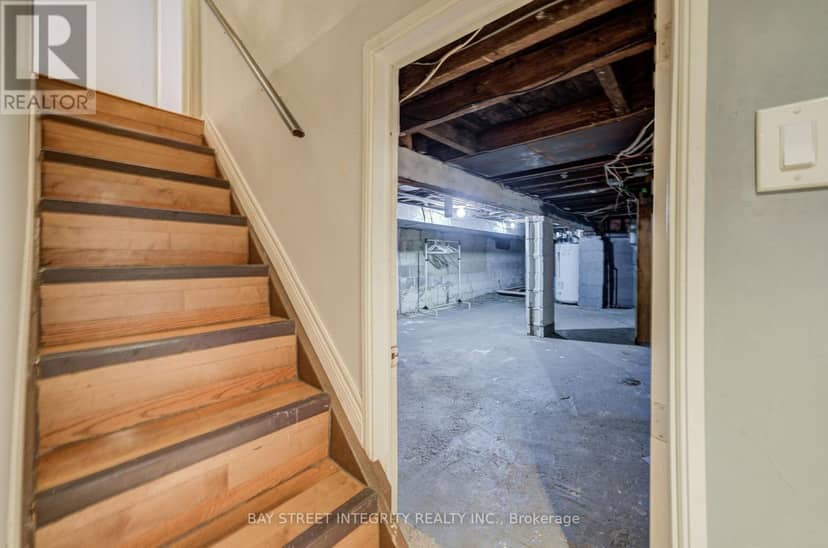 19 Robinson Avenue — photo 34 of 40