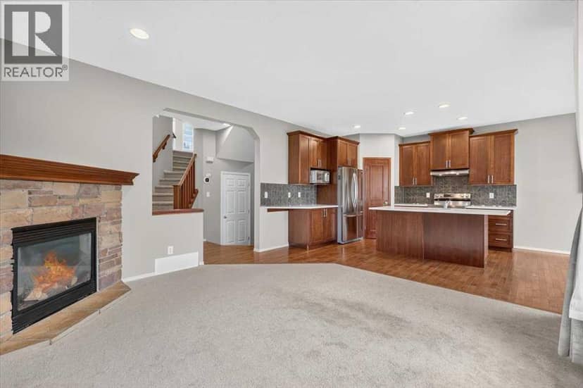 380 Royal Oak Heights NW — photo 12 of 39