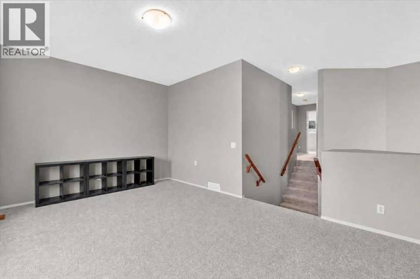 380 Royal Oak Heights NW — photo 21 of 39