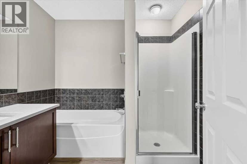 380 Royal Oak Heights NW — photo 25 of 39