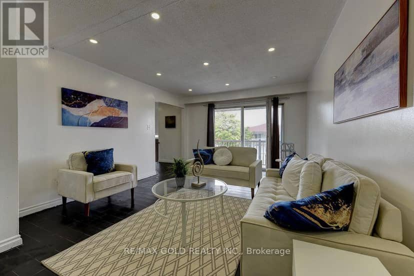 22 Kittiwake Avenue — photo 7 of 40