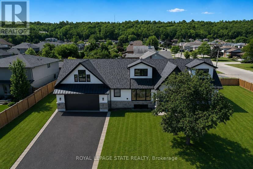 24 Royce Avenue, Hamilton