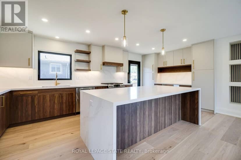 24 Royce Avenue — photo 20 of 40