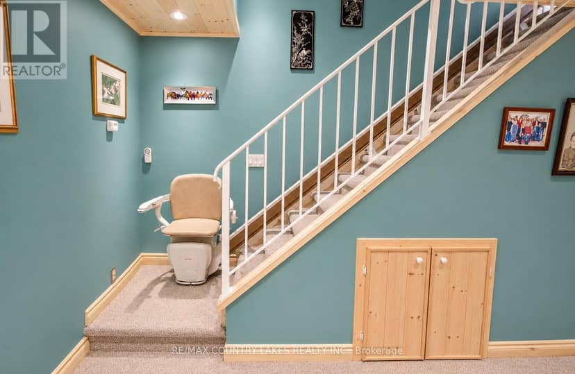 27 Hillcrest Avenue — photo 28 of 40