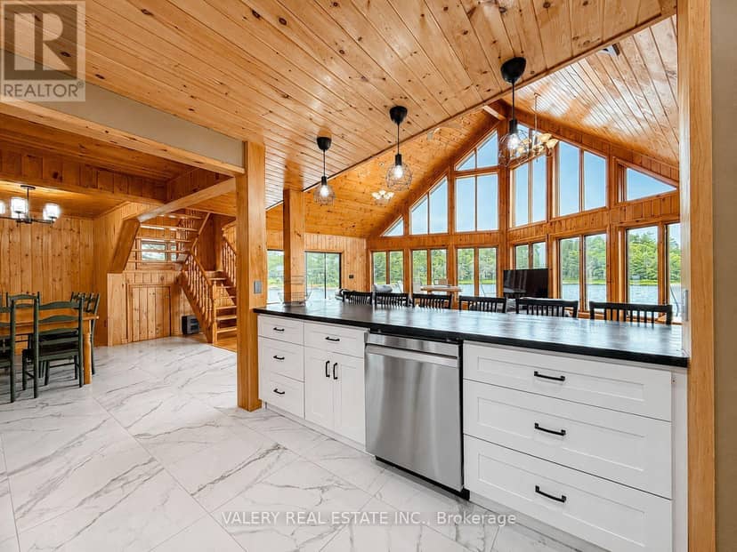 20 Harrison Island — photo 28 of 38