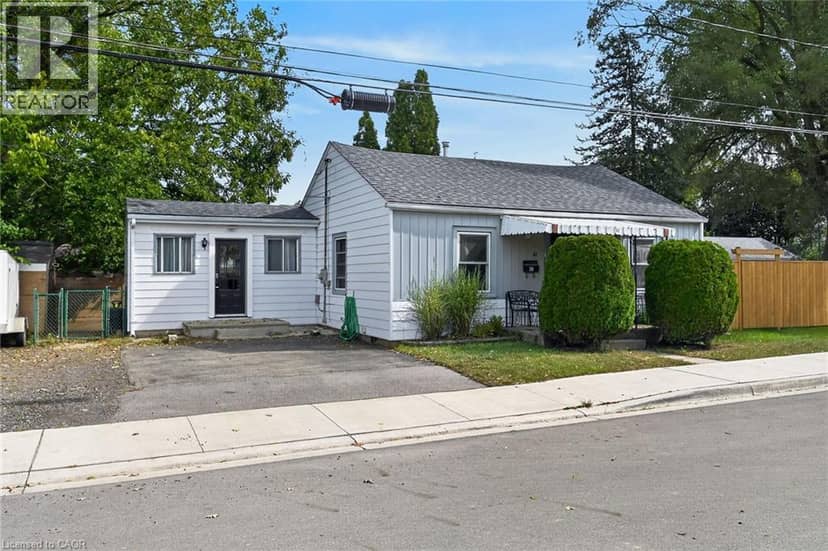 82 DIVISION Street — photo 2 of 40