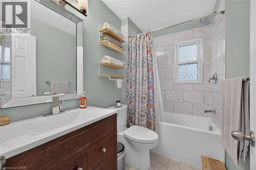 82 DIVISION Street — photo 20 of 40
