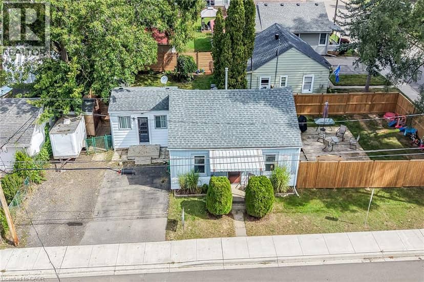 82 DIVISION Street — photo 36 of 40