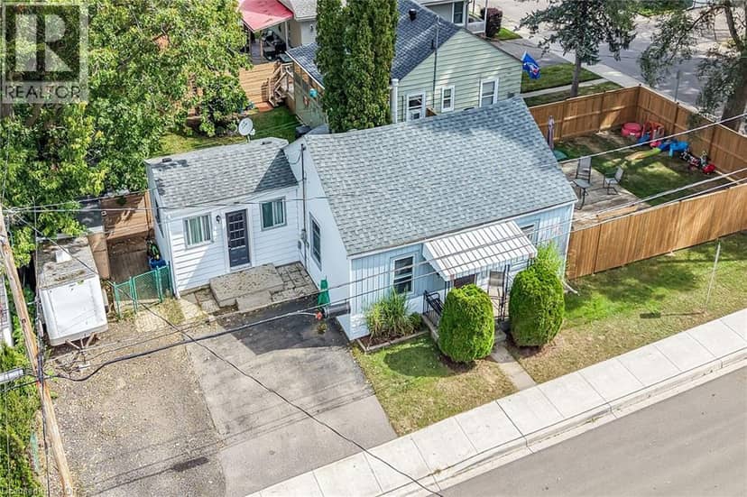 82 DIVISION Street — photo 37 of 40