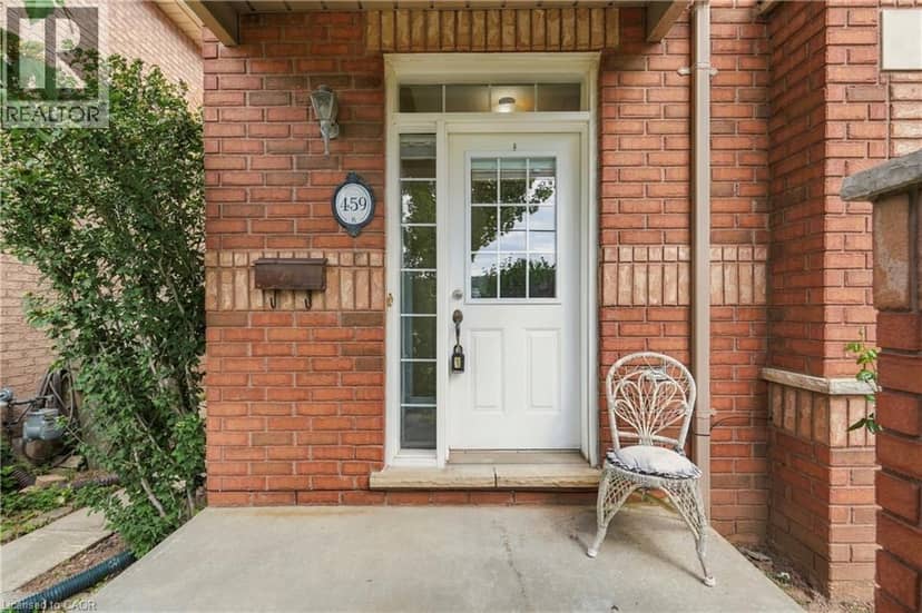 459 Highway No 8, Stoney Creek, photo 2