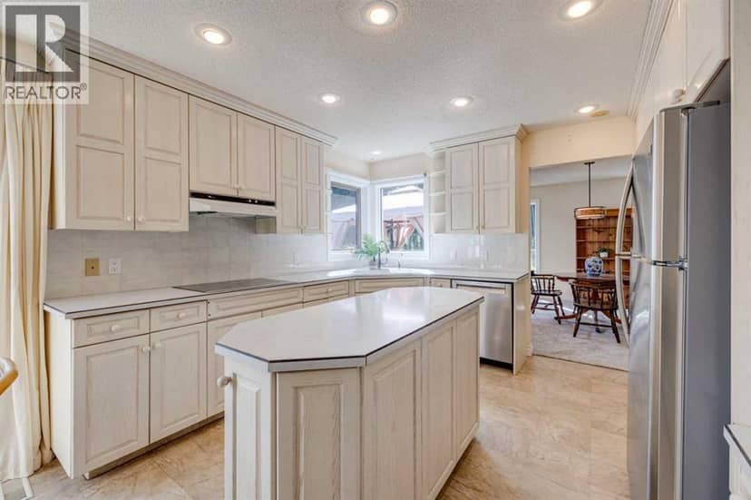 50 Elk Valley Crescent — photo 18 of 40