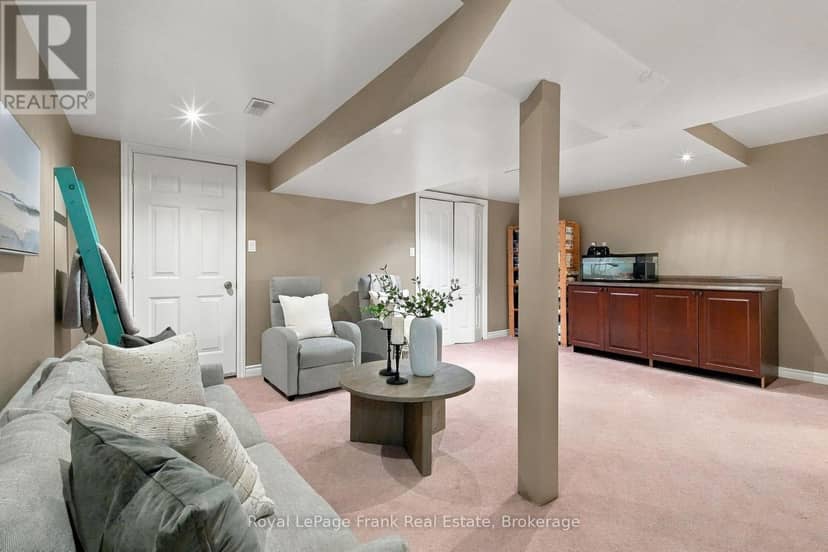 729 Eagle Ridge Drive — photo 37 of 40