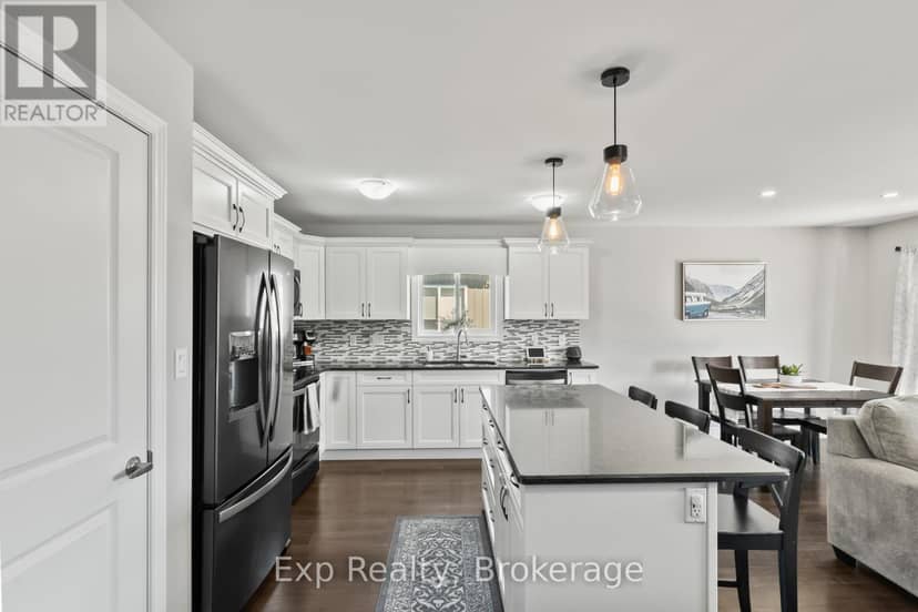 47 Birchmount Street — photo 11 of 40
