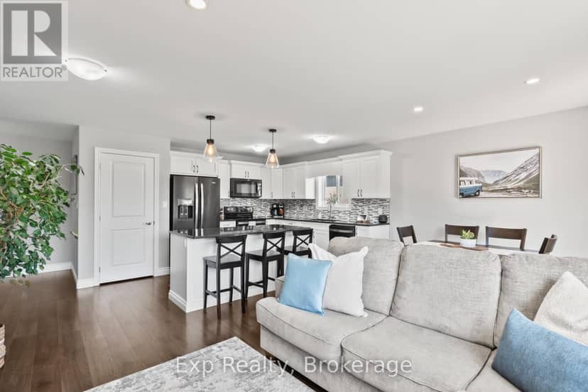 47 Birchmount Street — photo 16 of 40