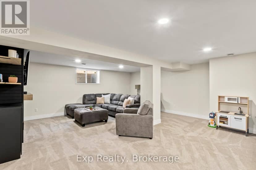 47 Birchmount Street — photo 27 of 40