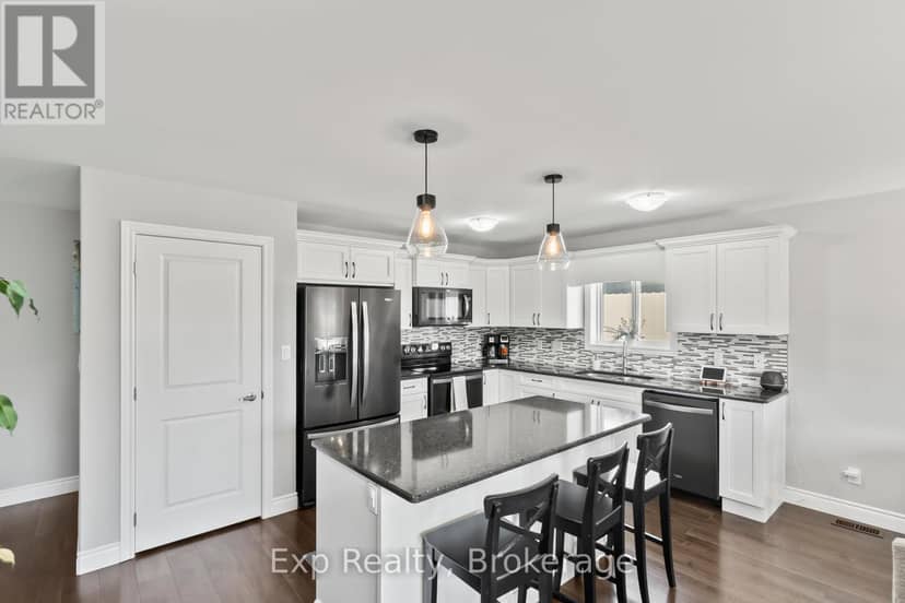 47 Birchmount Street — photo 7 of 40