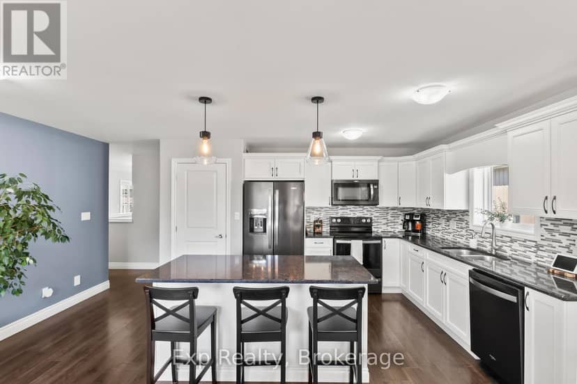 47 Birchmount Street — photo 8 of 40
