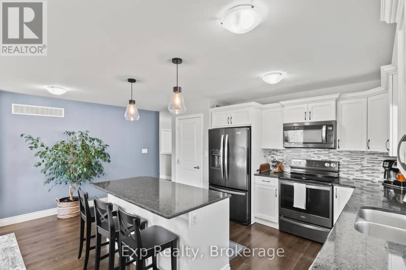 47 Birchmount Street — photo 9 of 40