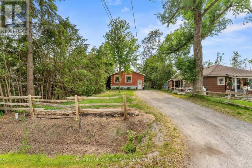 21 Alma Street N, Kawartha Lakes, photo 2