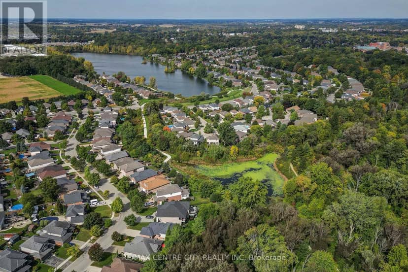 39 Hickory Lane — photo 17 of 40