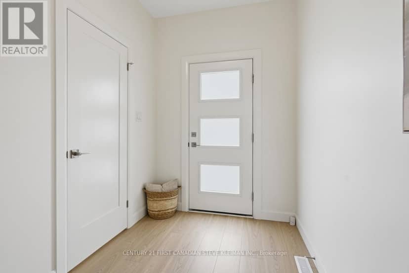 105 - 2840 Buroak Drive, London North, photo 6
