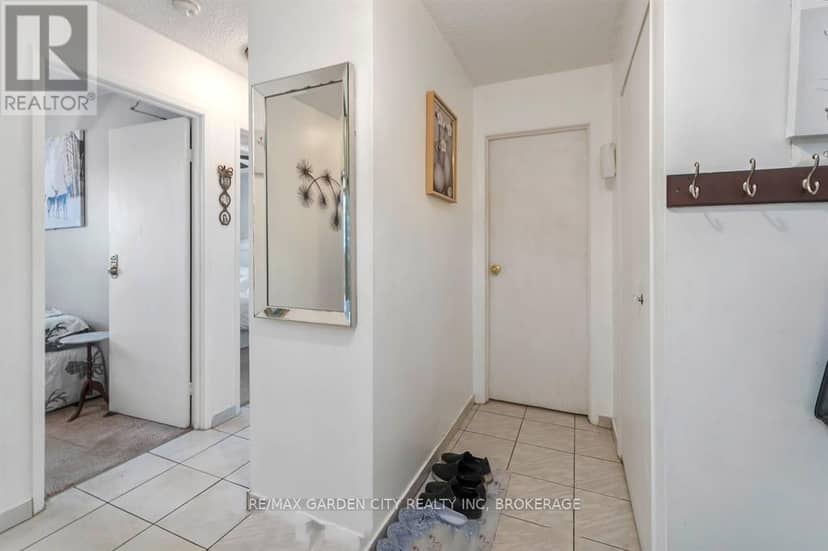 202 - 4692 Crysler Avenue, Niagara Falls, photo 6