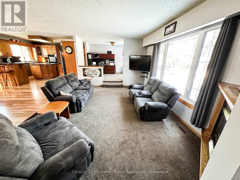 481 Goldpines Road — photo 14 of 40
