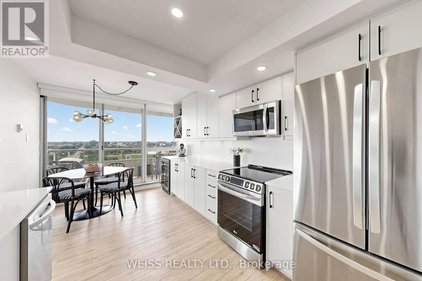 2104 - 10 Torresdale Avenue — photo 14 of 40