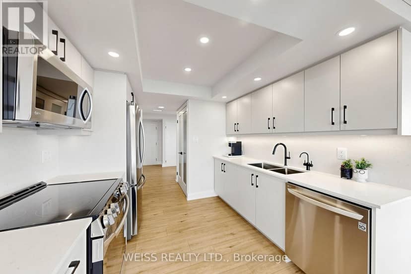 2104 - 10 Torresdale Avenue — photo 16 of 40