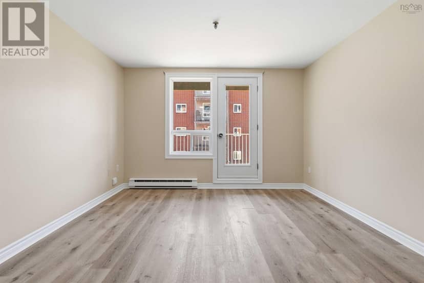 223 281 Windmill Road — photo 4 of 31