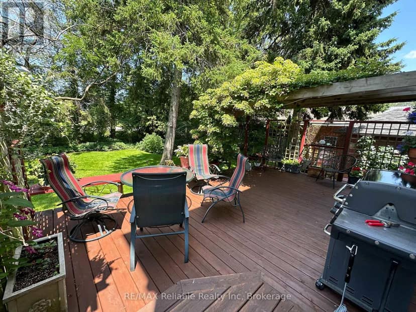 19 Sparling Street — photo 15 of 33