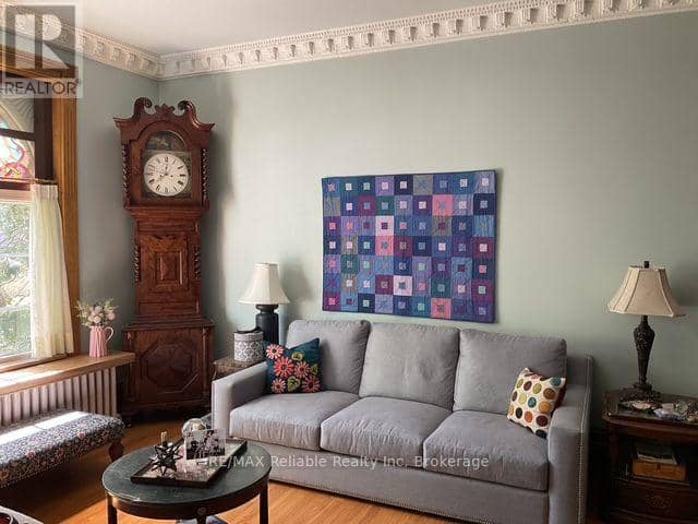 19 Sparling Street — photo 31 of 33