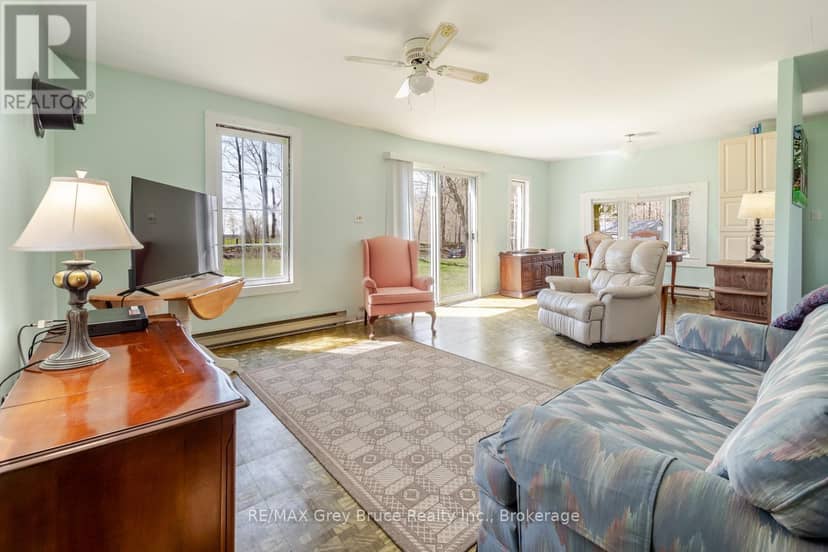 130 Crooked Hill Road — photo 16 of 40