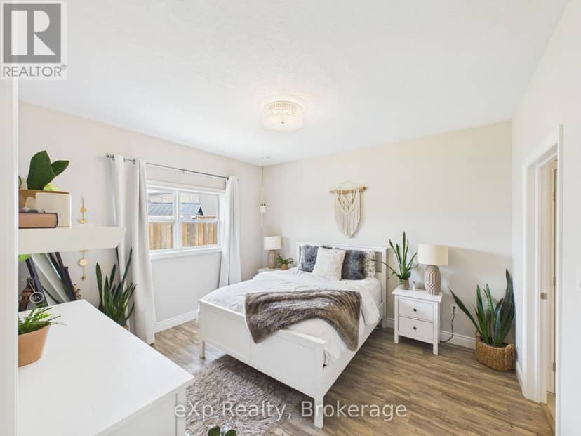 11-1050 Waterloo Street, Saugeen Shores, photo 6