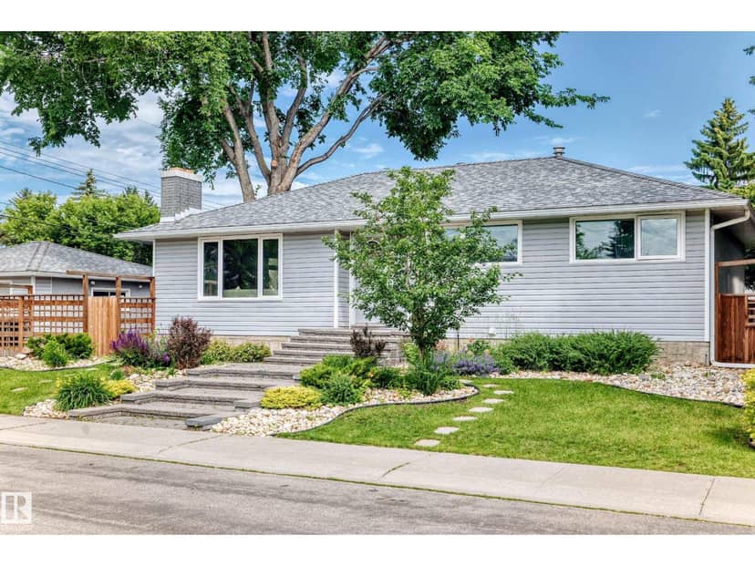 16406 87a AV NW, Edmonton, photo 2