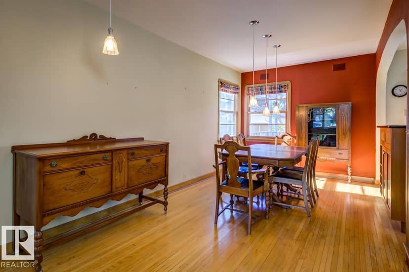 10514 127 Street NW — photo 13 of 40