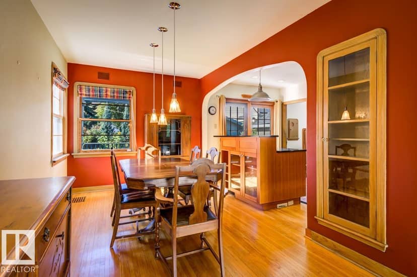 10514 127 Street NW — photo 15 of 40