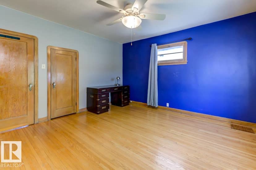 10514 127 Street NW — photo 35 of 40