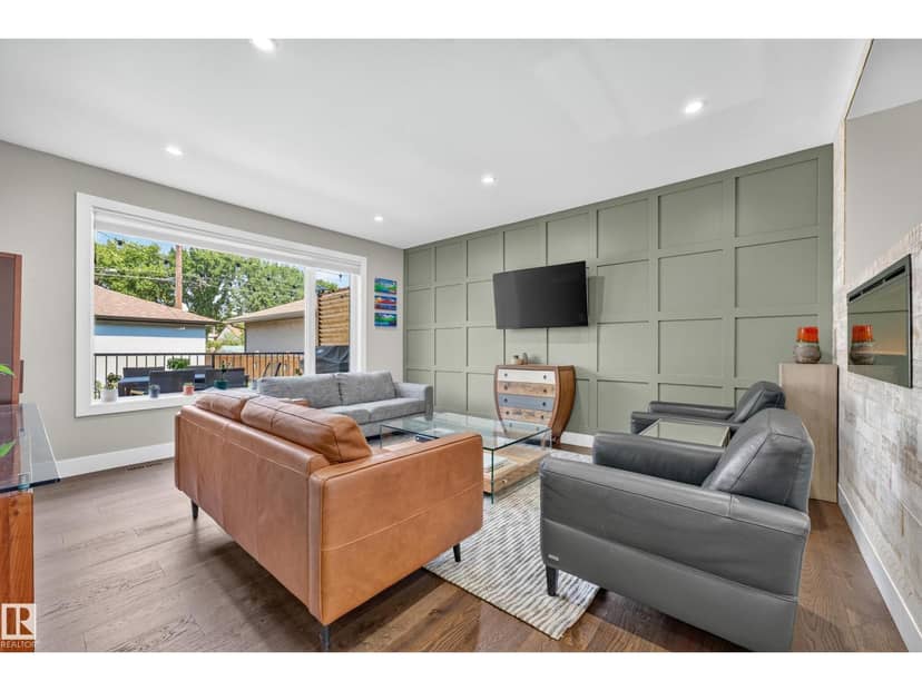 7544 78 AV NW — photo 18 of 40
