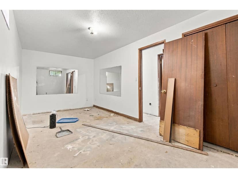4102 48 Street — photo 20 of 27