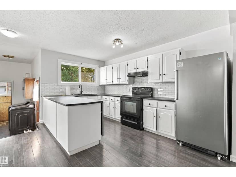 4102 48 Street, Bonnyville Town, photo 5