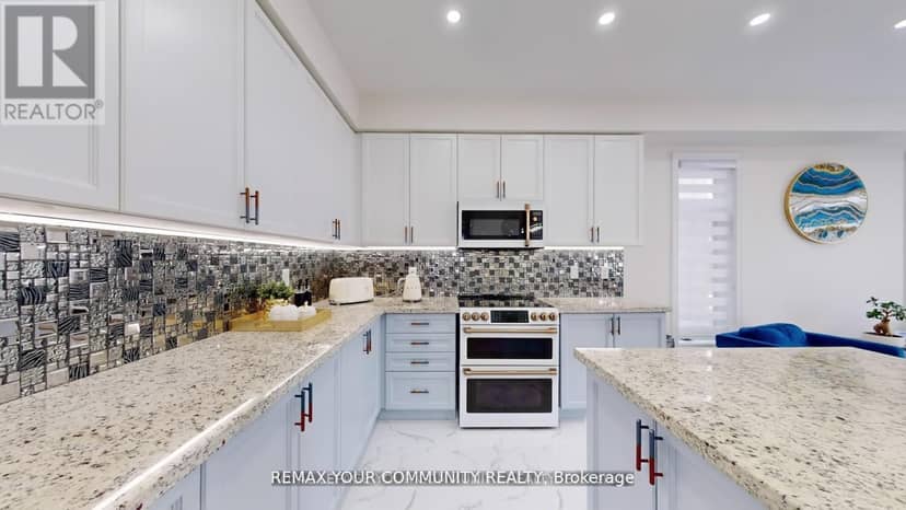1072 Wickham Road — photo 11 of 40