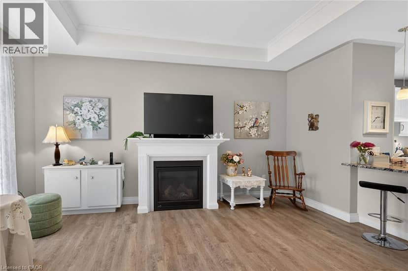26 STONEBRIDGE Place — photo 8 of 40